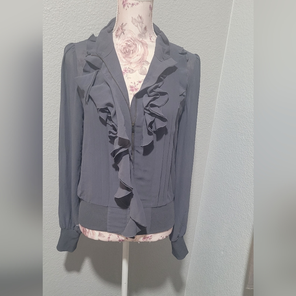 Express Charcoal Ruffle Blouse - Picture 5 of 6